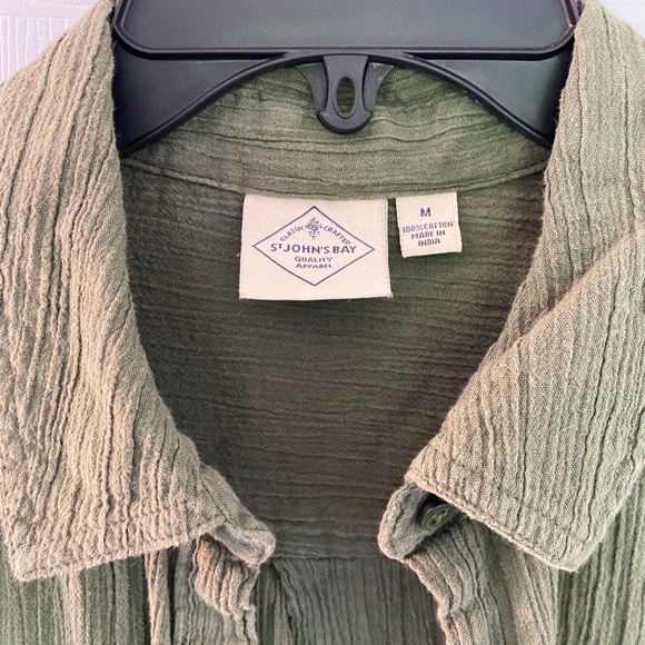 Long Sleeve Button Up - Picture 4 of 5